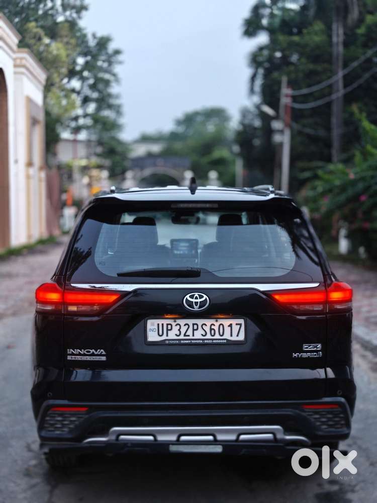 Toyota Innova Hycross 2.0 Zx (o) Hybrid 7 Str, 2024, Cng & Hybrids