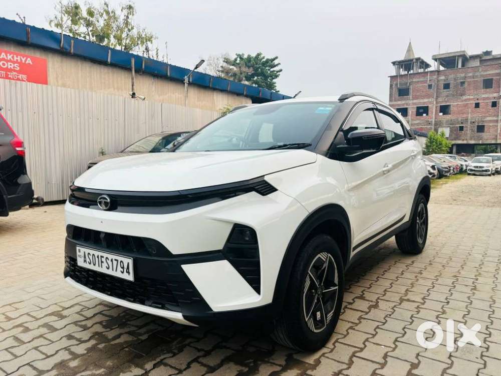 Tata Nexon Creative Plus S 1.2 Revotron Petrol 6 Amt, 2023, Petrol