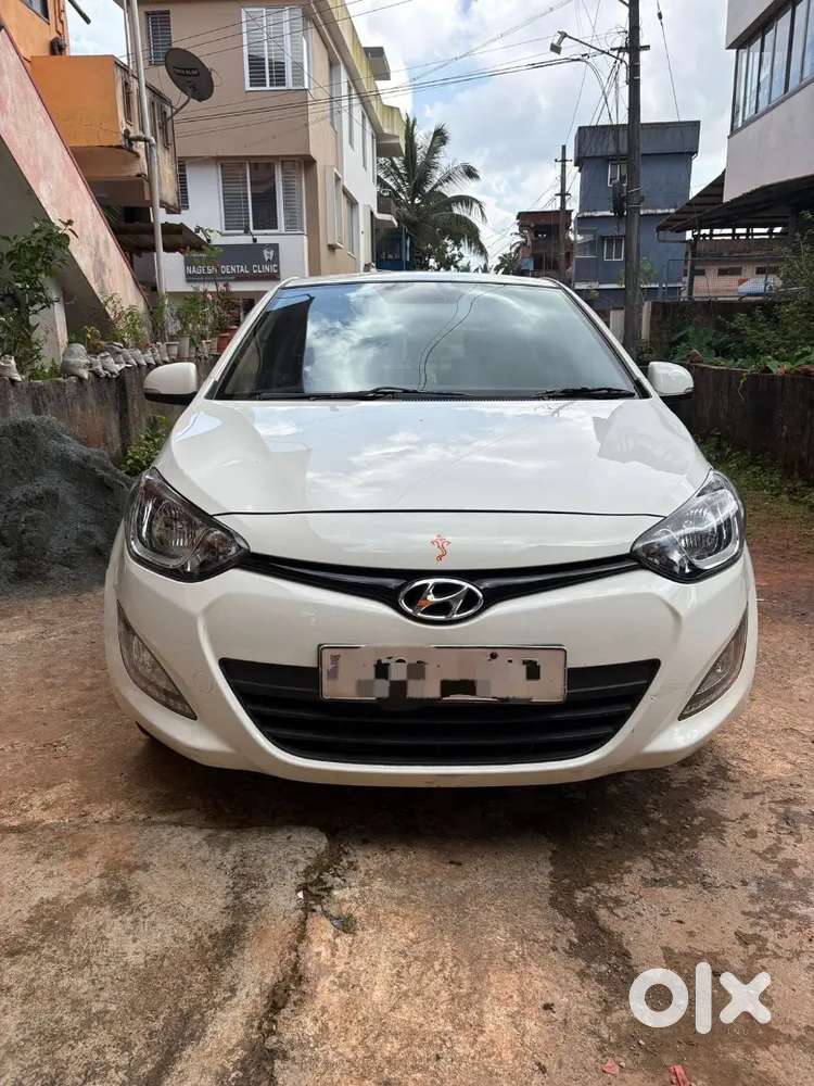 Hyundai I20 2013 Petrol Well Maintained