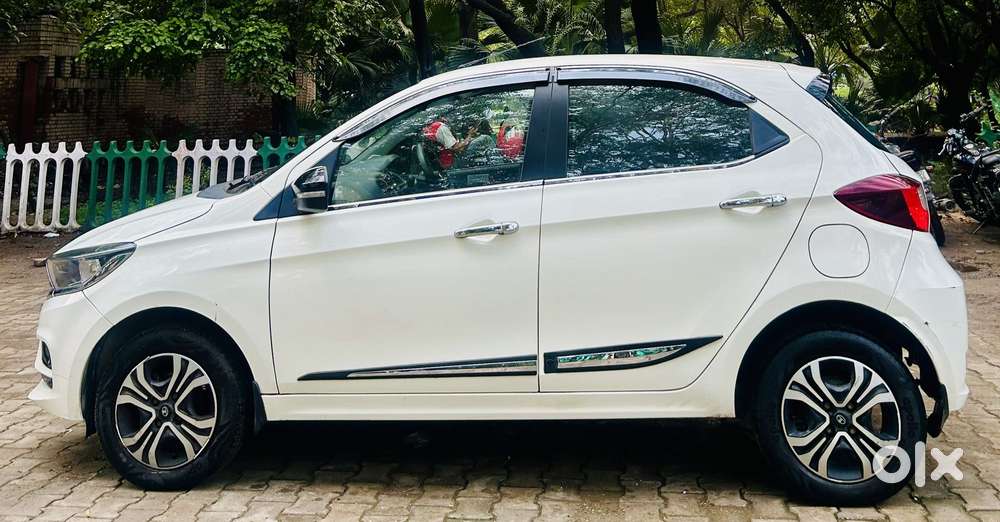 Tata Tiago Xt Icng, 2024, Cng & Hybrids