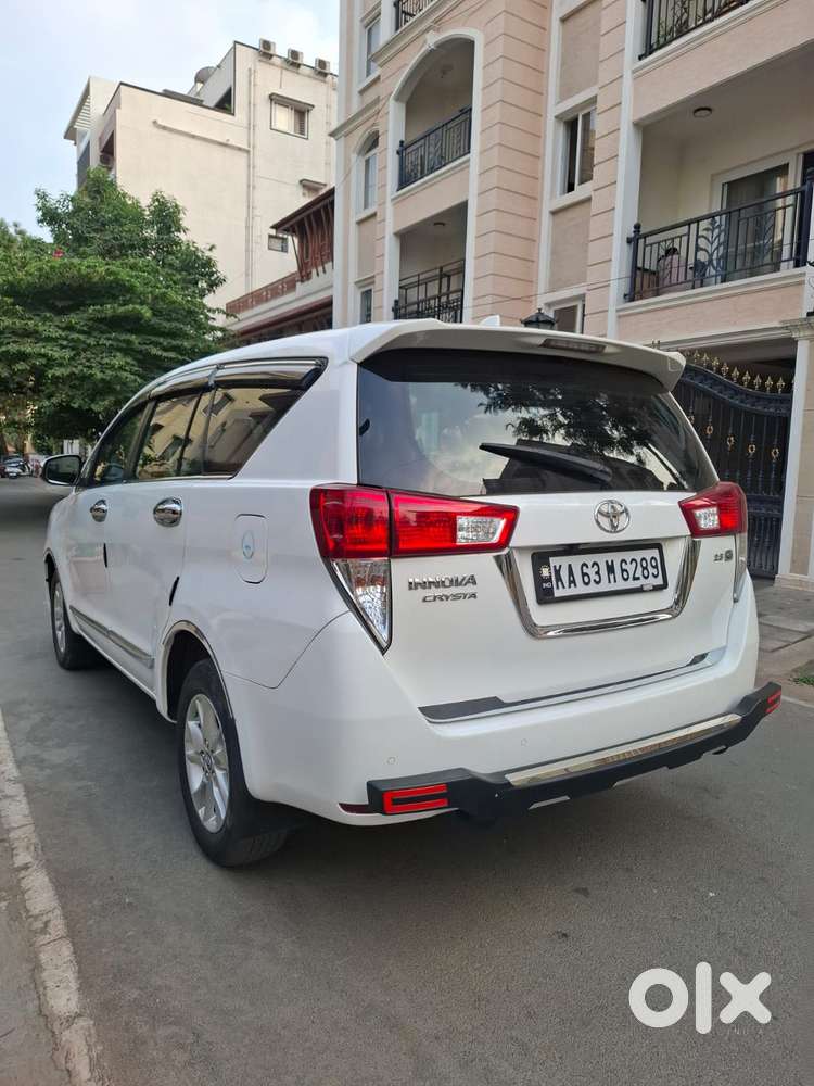 Toyota Innova Crysta 2.8 Gx At 8s, 2020, Diesel