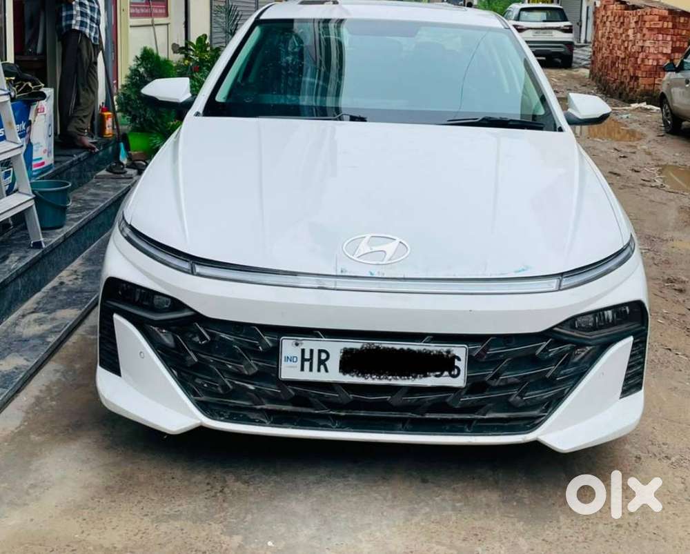 Hyundai Verna Sx 1.5 Petrol Ivt, 2023, Petrol