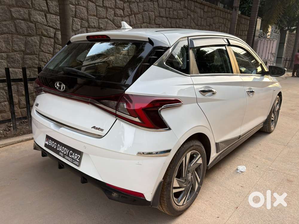Hyundai I20 Asta (o) 1.2 Ivt, 2022, Petrol