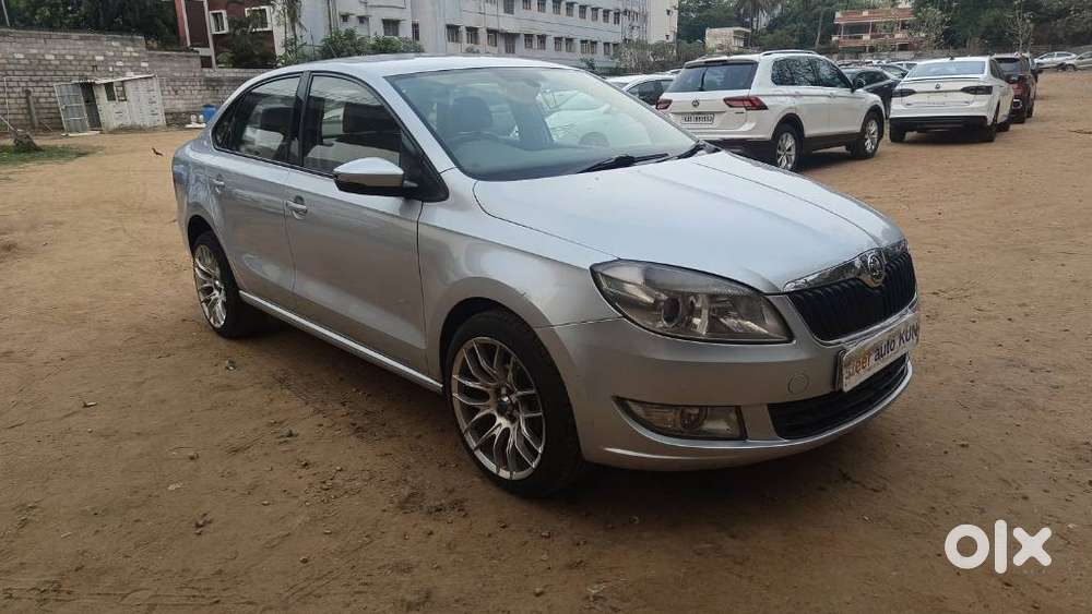 Skoda Rapid [2016-2020] 1.5 Style Plus Tdi At, 2016, Diesel