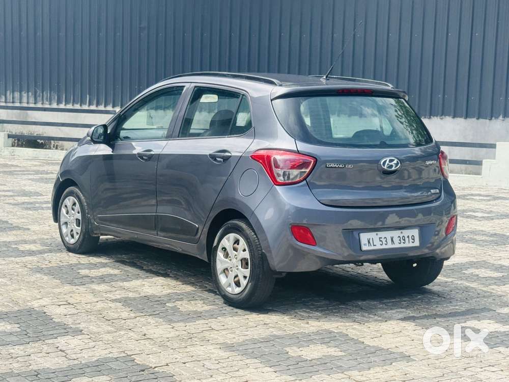 Hyundai Grand I10 Sportz(o) 1.2 Mt, 2016, Petrol