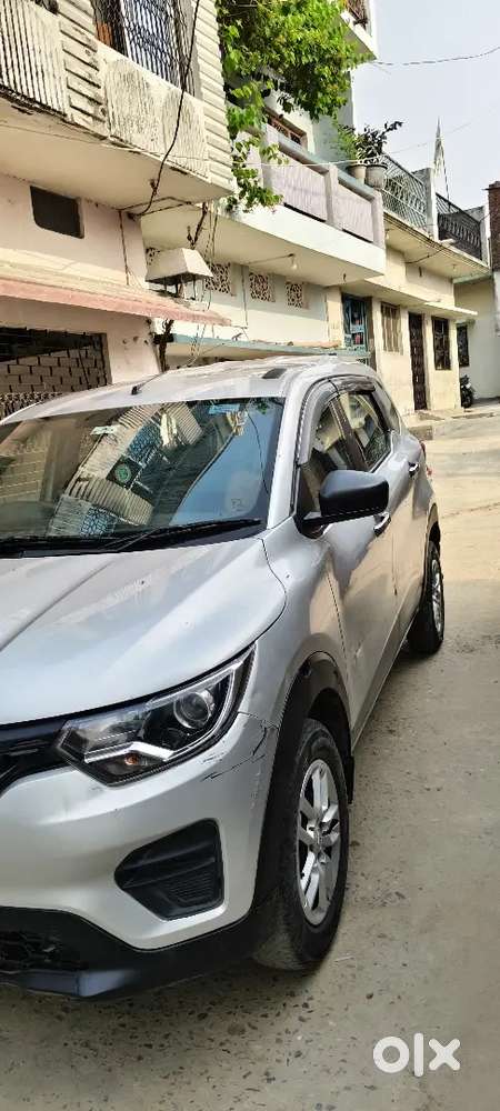 7 Seater Car Loan Provide 75% Renault Triber 1.0 Rxt 2024