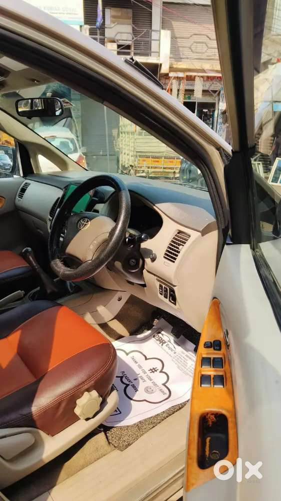 Toyota Innova 2.5 Vx 2011