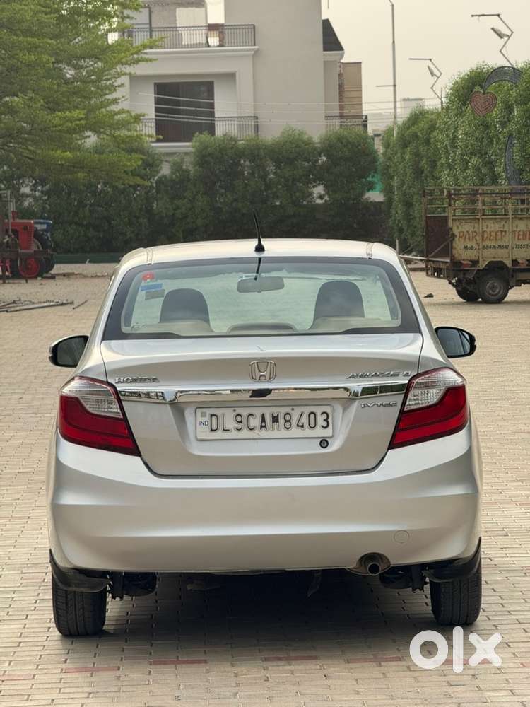 Honda Amaze 2017 Petrol 52000 Km Driven