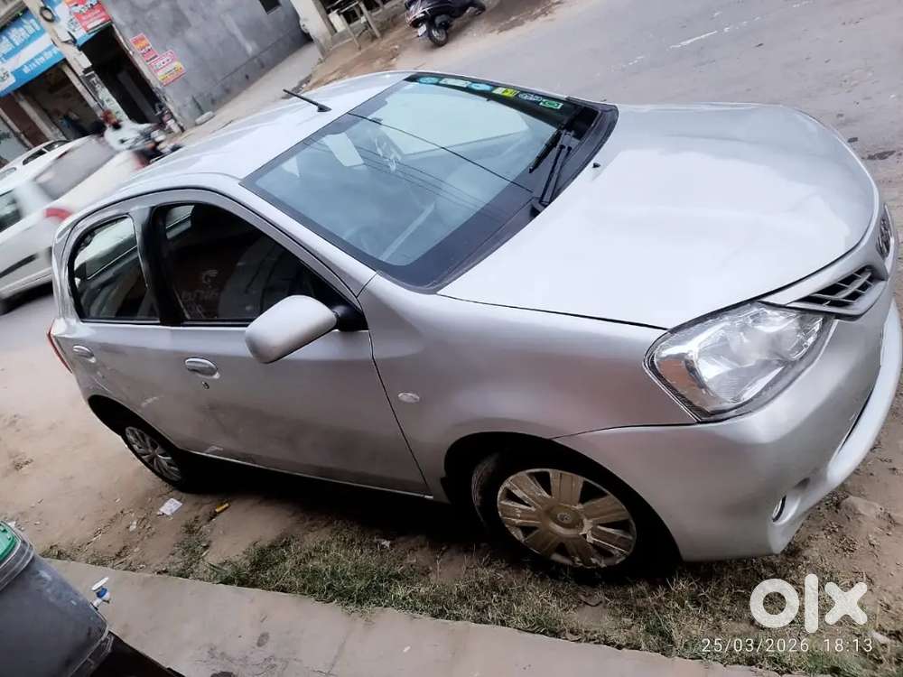 Toyota Etios Liva 2011