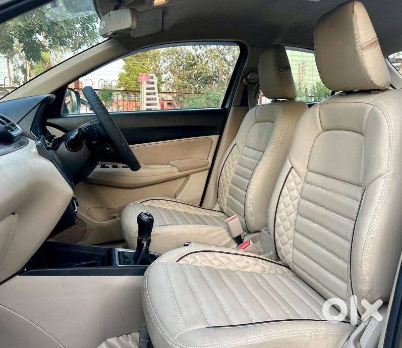 Maruti Suzuki Dzire 1.2 Vxi, 2021, Petrol