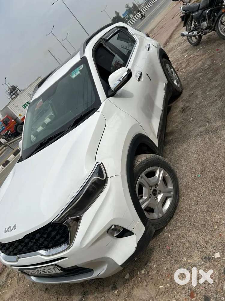 Kia Sonet 2023 Petrol 52000 Km Driven