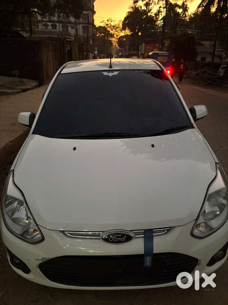 Ford Figo Petrol 2014