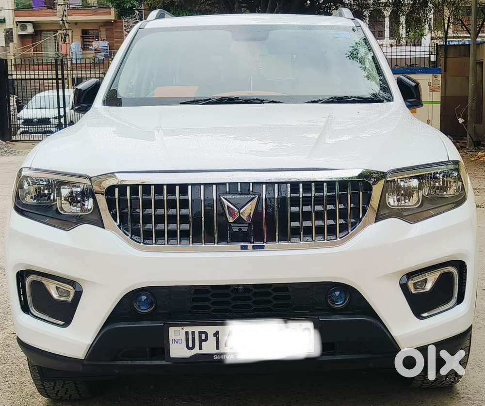 Mahindra Scorpio-n 2.0 Z2 Petrol Mt 7 Str, 2025, Petrol