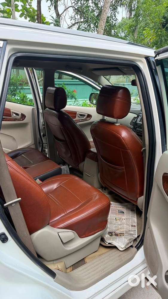 Toyota Innova Diesel 2014