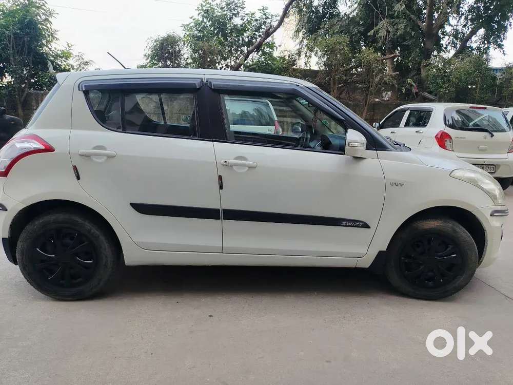 Maruti Suzuki Swift 2015 Petrol 87500 Km Driven