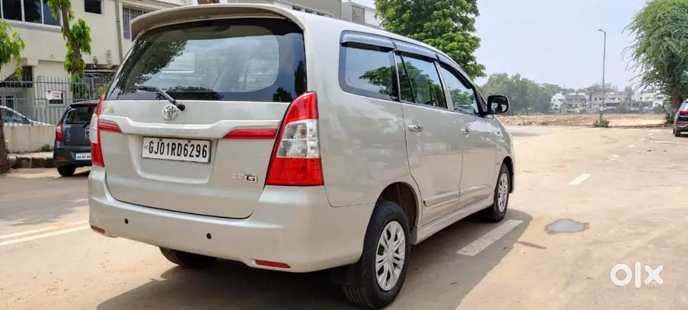 Toyota Innova 2014
