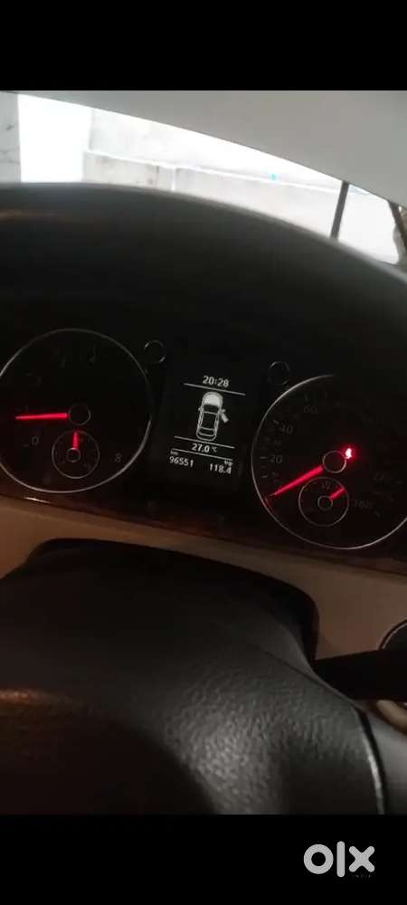 Volkswagen Passat 2010 Petrol 96500 Km Driven