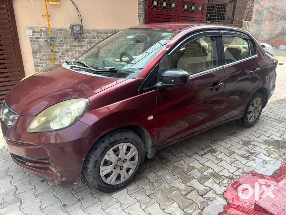 Honda Amaze 2013 Petrol Well Maintained