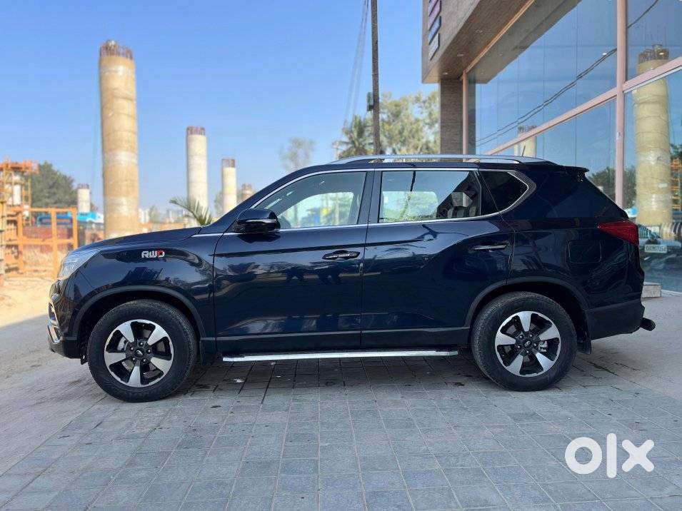 Mahindra Alturas G4 4x2 At, 2022, Diesel