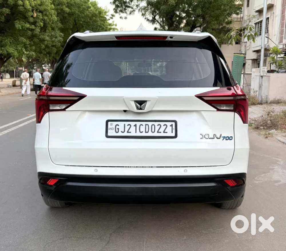 Mahindra Xuv700 2.0 Ax 5 Petrol At Str, 2022, Petrol