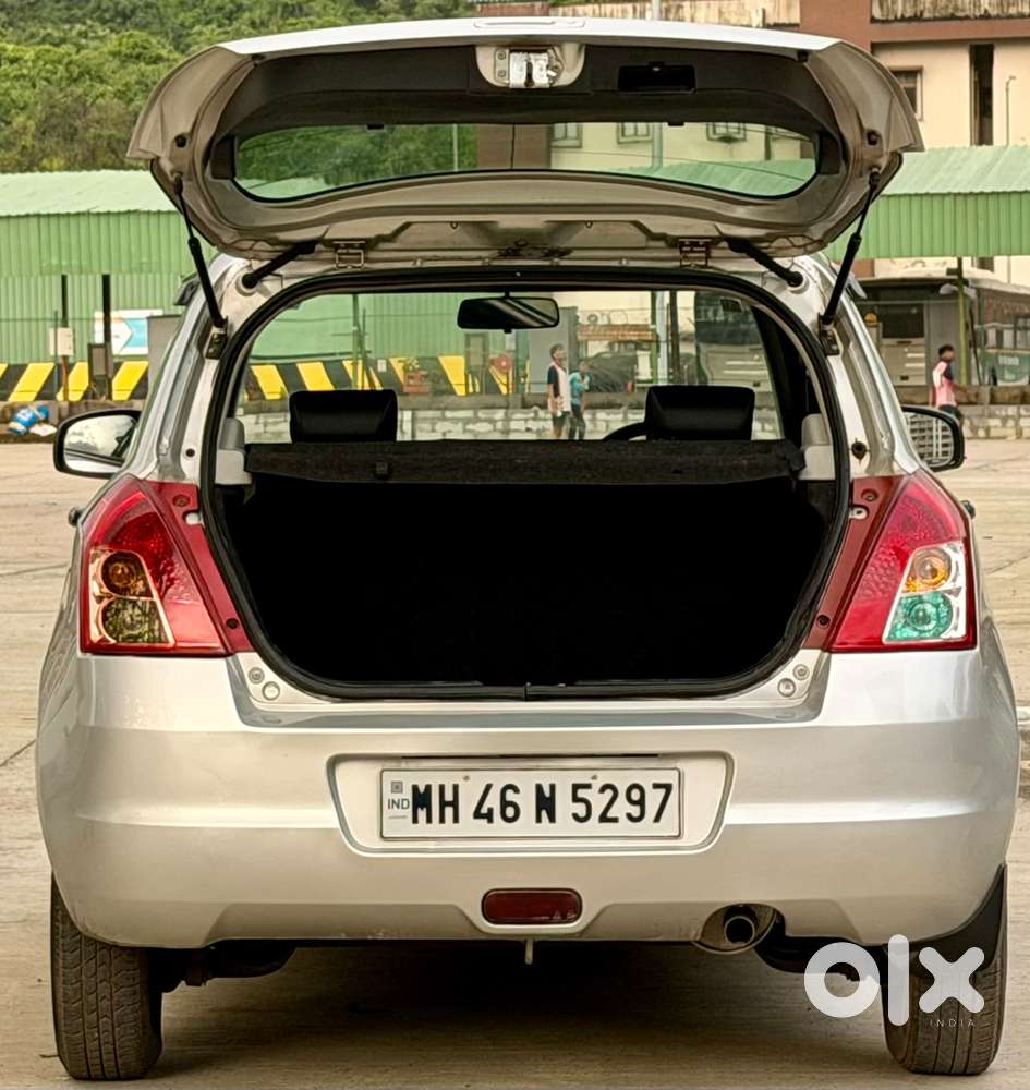 Maruti Suzuki Swift Vxi Bsiv, 2011, Petrol