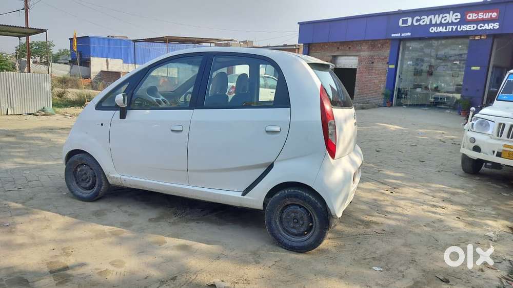 Tata Nano Xe, 2013