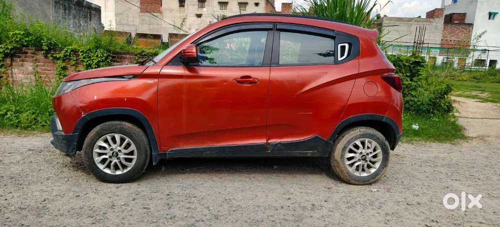 Mahindra Kuv 100 2016  K8 Plus (top Variant)manual Petrol Car