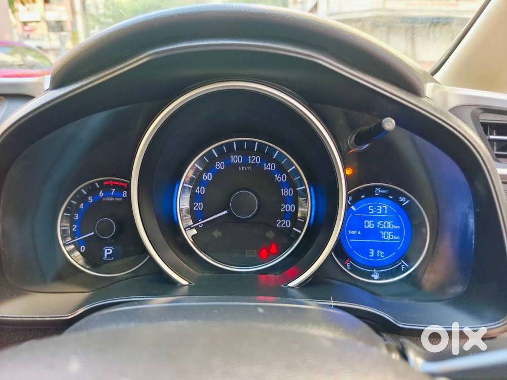 Honda Jazz [2020-2023] 1.2 Vx I-vtec Mt, 2022, Petrol