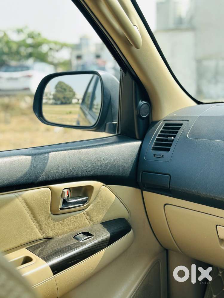 Toyota Fortuner 2011-2016 4x2 At, 2014, Diesel