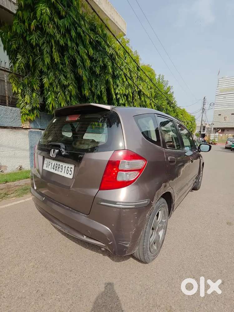 Honda Jazz 1.2 Zx 2012 पेट्रोल ऑटोमैटिक