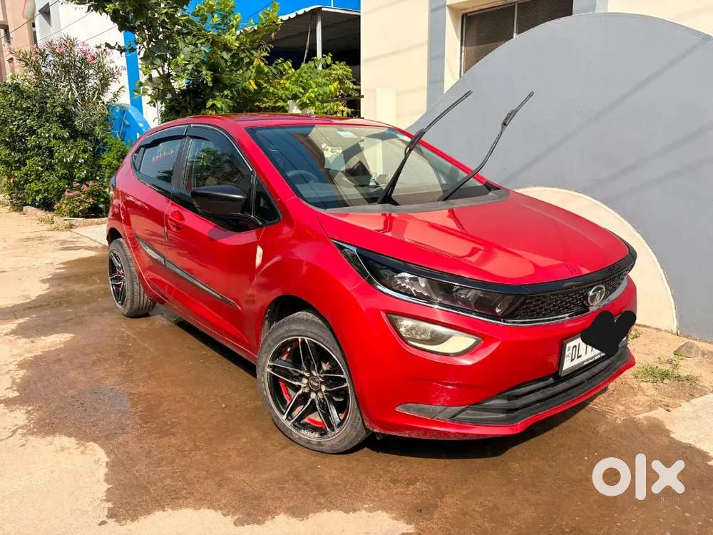 Tata Altroz Xe 2021