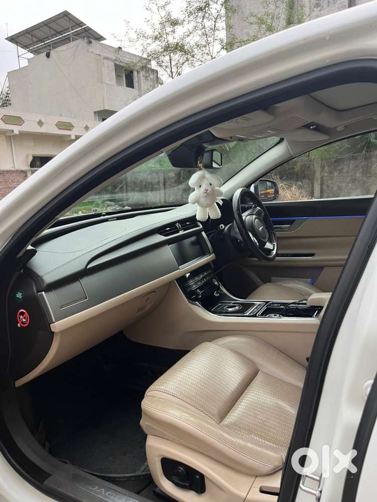 Jaguar Xf Diesel 2017