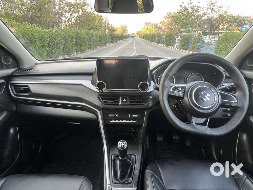 Maruti Suzuki Vitara Brezza 1.5 Vxi, 2023, Cng & Hybrids