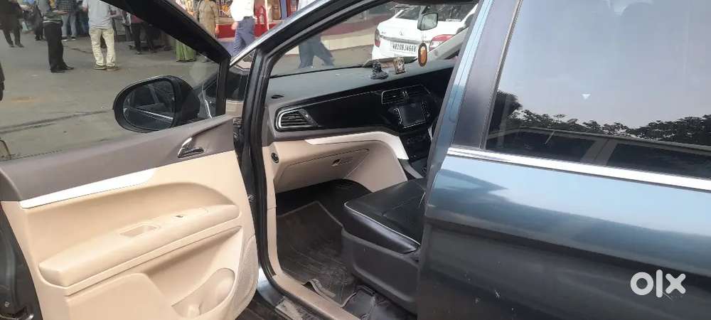 Mahindra Marazzo 1.5 M6 Plus 2018