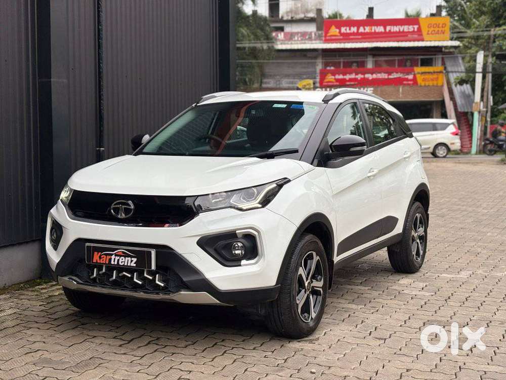 Tata Nexon 1.2 Revotron Xza Plus, 2022, Petrol