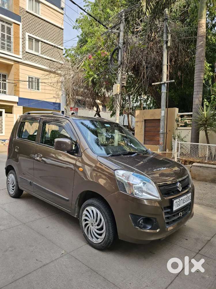 Wagon R Vxi Amt Very Less Driven In Excellent Condition