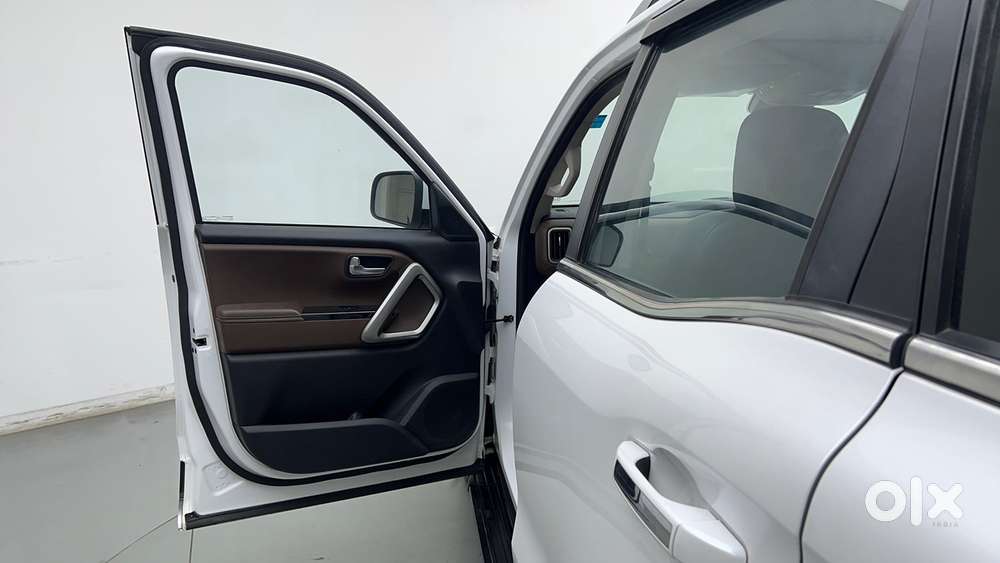 Mahindra Scorpio N Z8 L Petrol Mt 6 Str, 2024, Petrol