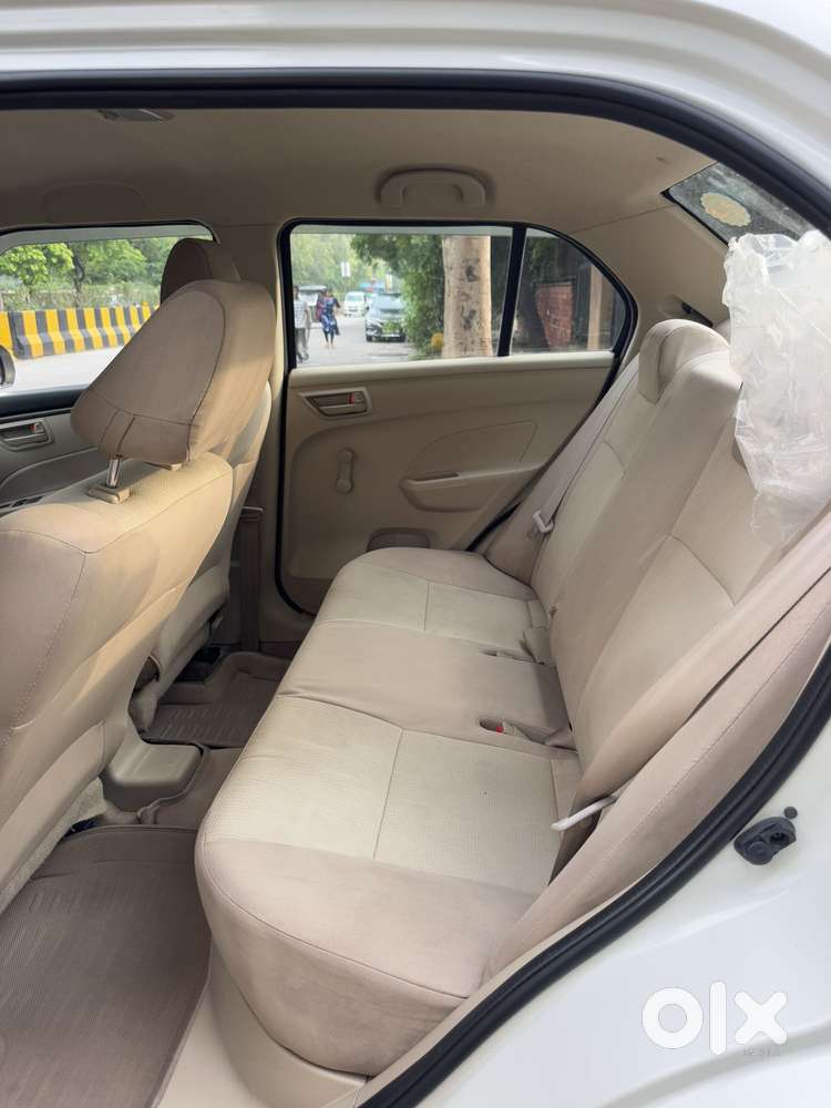 Maruti Suzuki Swift Dzire Lxi Optional-o, 2016, Petrol