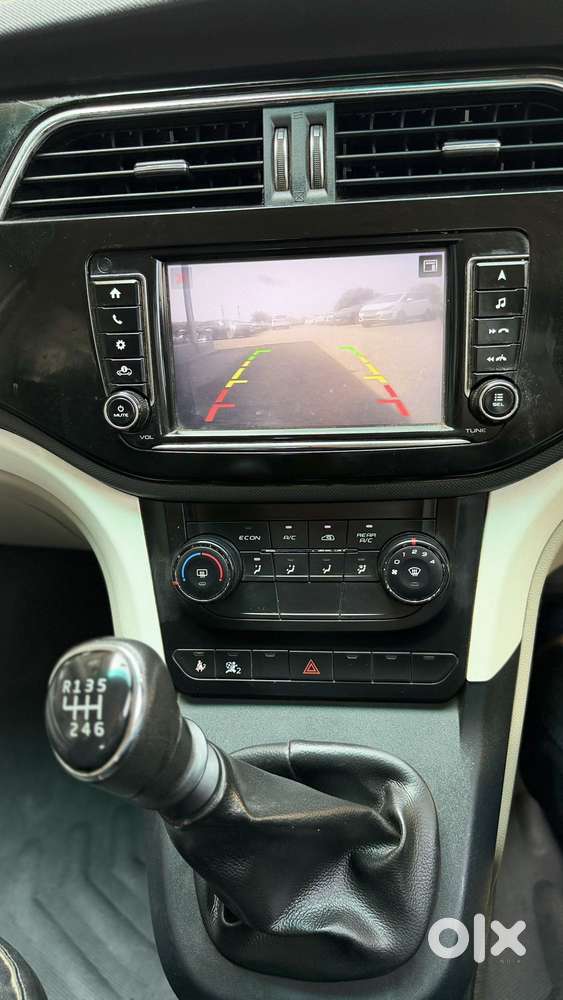 Mahindra Marazzo M6 8str, 2019, Diesel