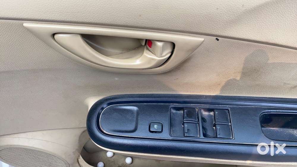 Honda Amaze E I-vtech, 2016, Petrol