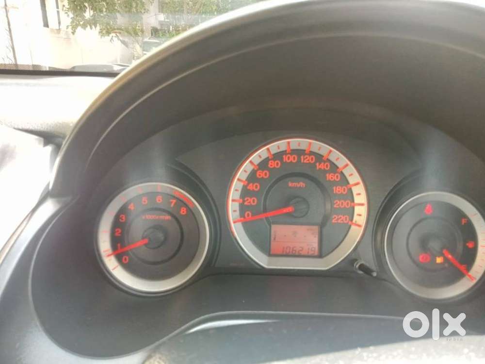 Honda City 1.5 E Mt, 2011, Petrol