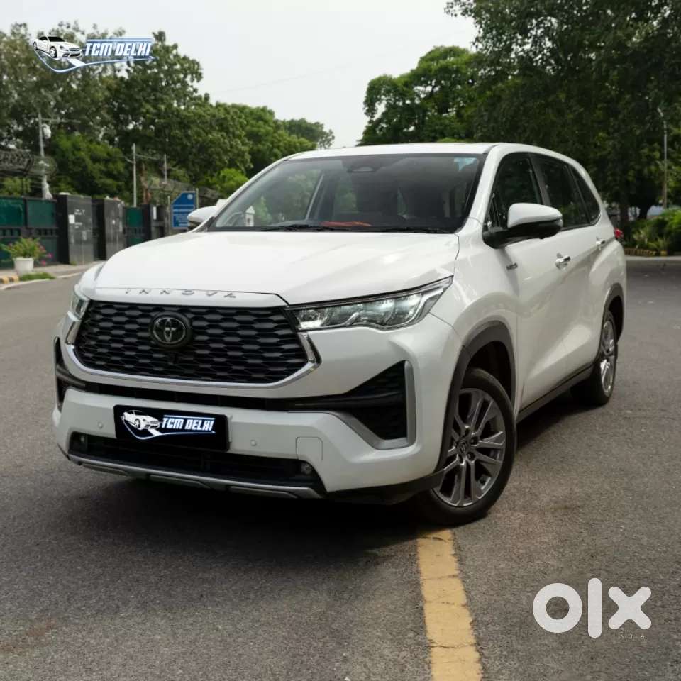 Toyota Innova Hycross 2.0 Zx Hybrid 7 Str, 2023, Petrol