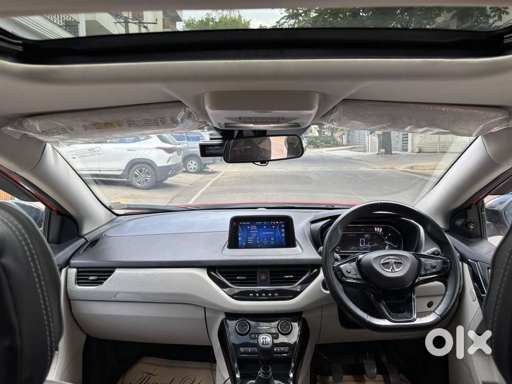 Tata Nexon Xz Plus (hs), 2022, Petrol