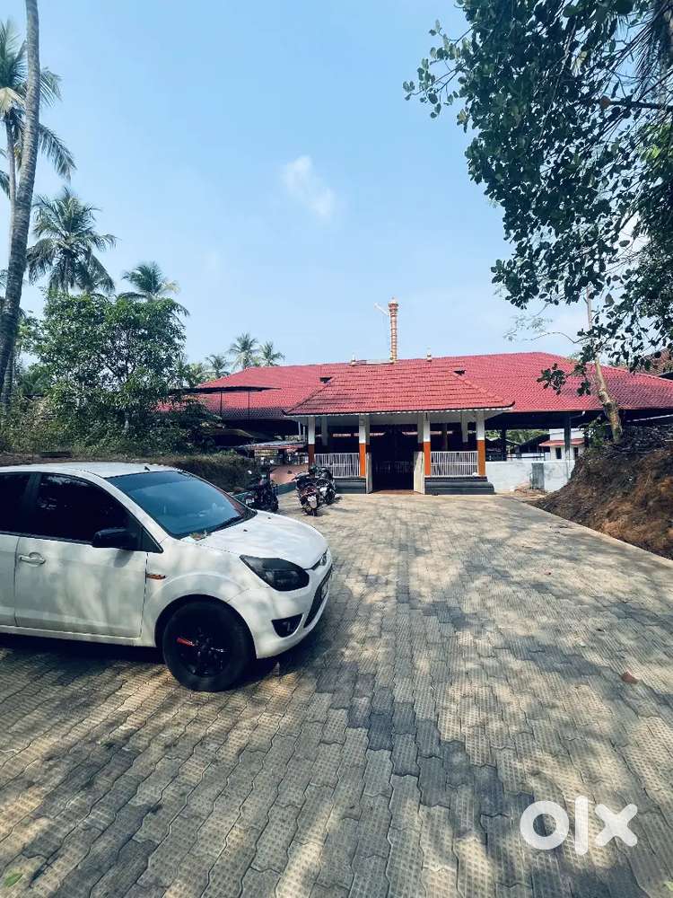 Ford Figo 2013 Petrol 137000 Km Driven