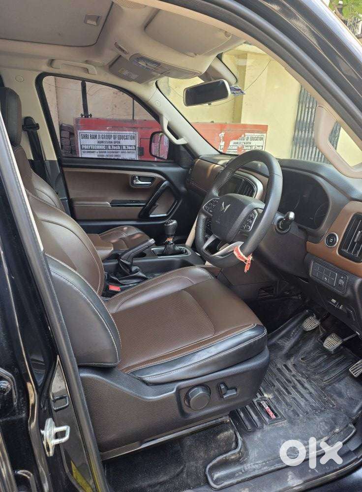 Mahindra Scorpio-n 2.2 Z8 Diesel Mt 4wd 7 Str, 2023, Diesel