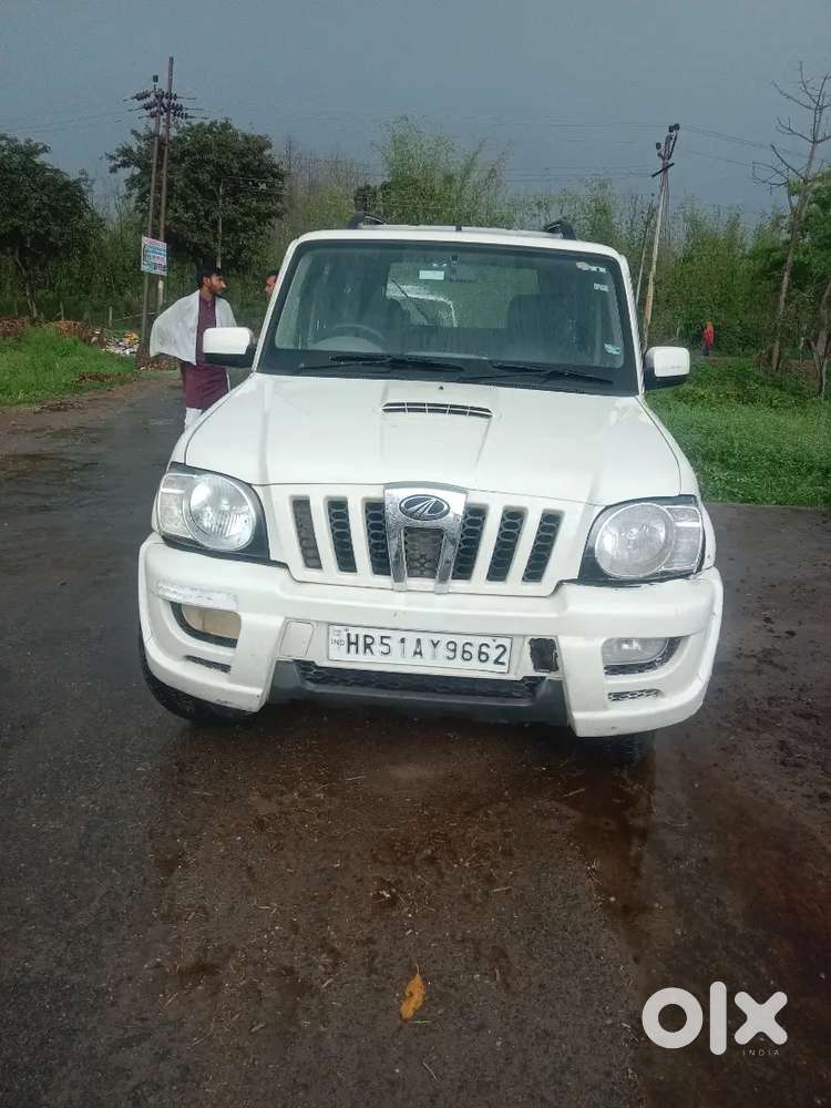 Mahindra Scorpio 2014 Diesel 165000 Km Driven