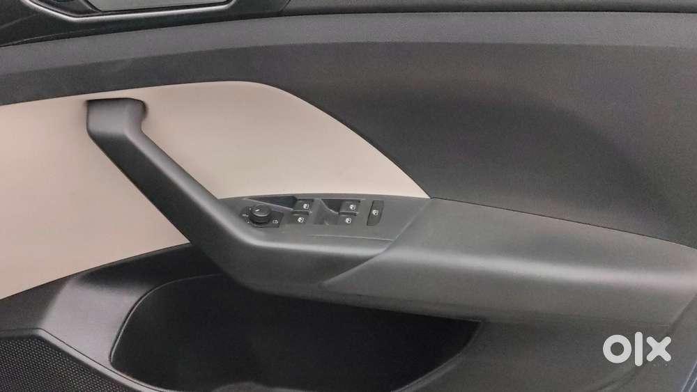 Volkswagen Taigun 1.0 Tsi Topline, 2023, Petrol