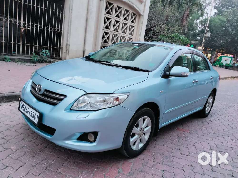 Toyota Corolla Altis 2011