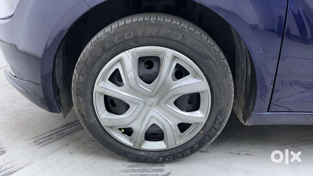 Tata Altroz 1.2 Xt, 2023, Petrol