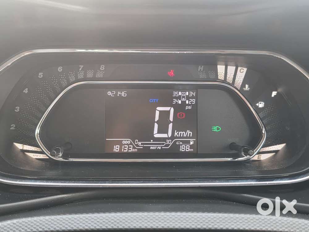 Tata Nexon Xz Plus (hs), 2022, Petrol
